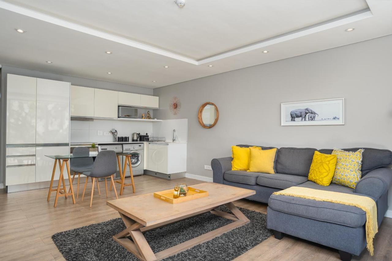 קייפטאון Warwick Apartments By Propr מראה חיצוני תמונה