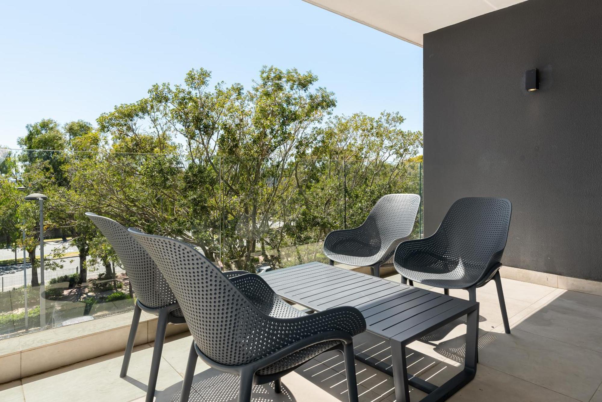 קייפטאון Warwick Apartments By Propr מראה חיצוני תמונה